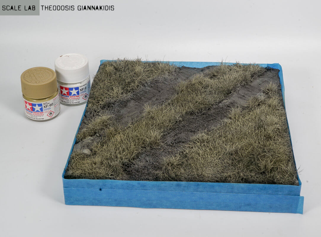 scratchbuilt base Tamiya light highlights