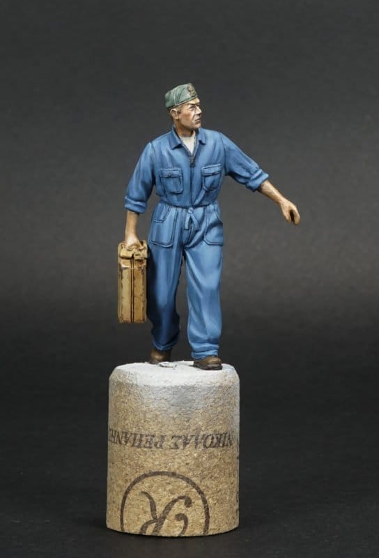 italian tank crew painted figure