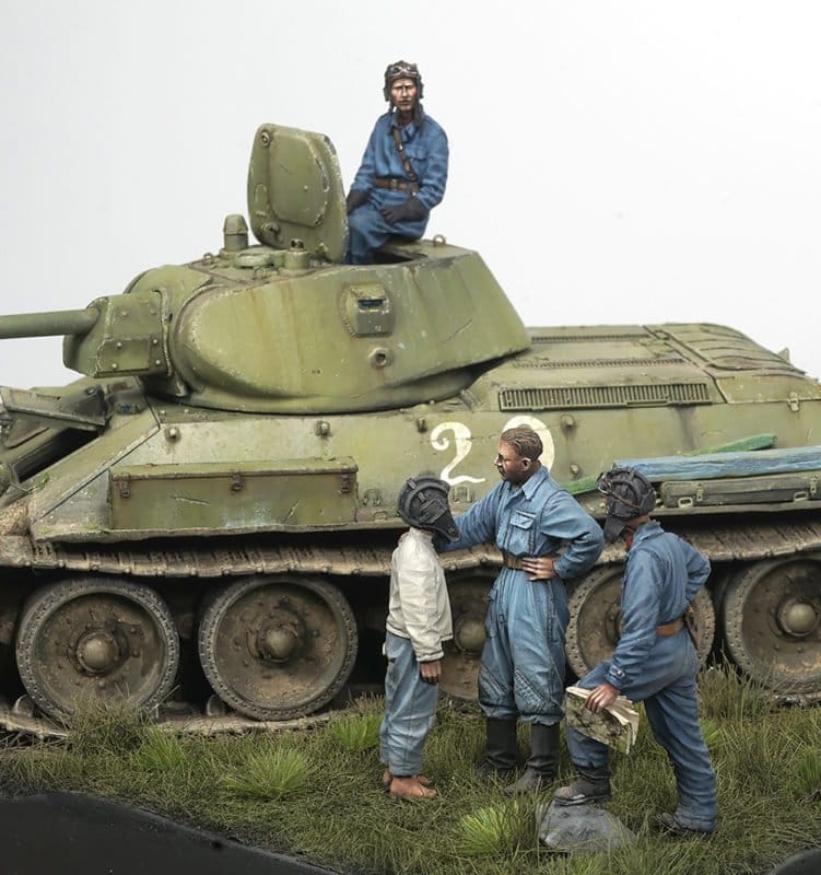T34/76 MODEL 1941 Soviet Tank 11 1 35 t34 76 model 1941 figures 02