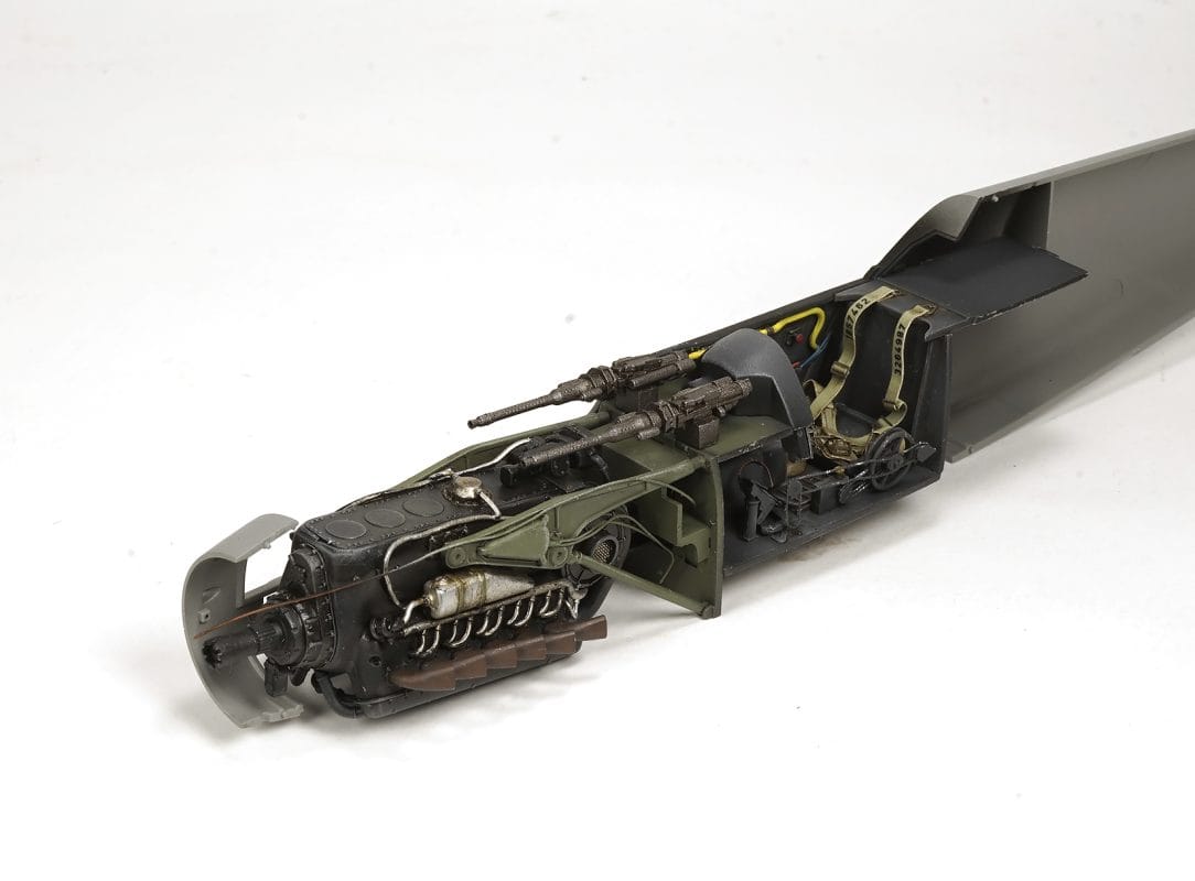 Messerschmitt Bf109 G-6 & RSO 6 1/35 Messerschmitt Bf109 G-6 engine