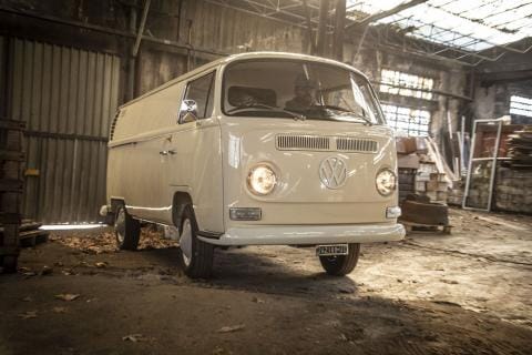 VW T2 MODEL 1972 VAN 9 vw t2 beig 1960